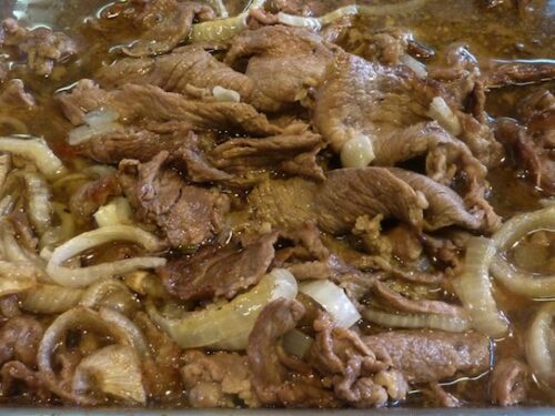 BISTEC ENCEBOLLADO (STEAK AND ONIONS)