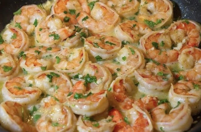 CAMARONES AL AJILLO (SHRIMP SCAMPI)