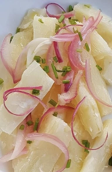 YUCA ENCEBOLLADA/AL AJILLO (CASSAVA WITH PICKLED ONIONS/GARLIC SAUCE)